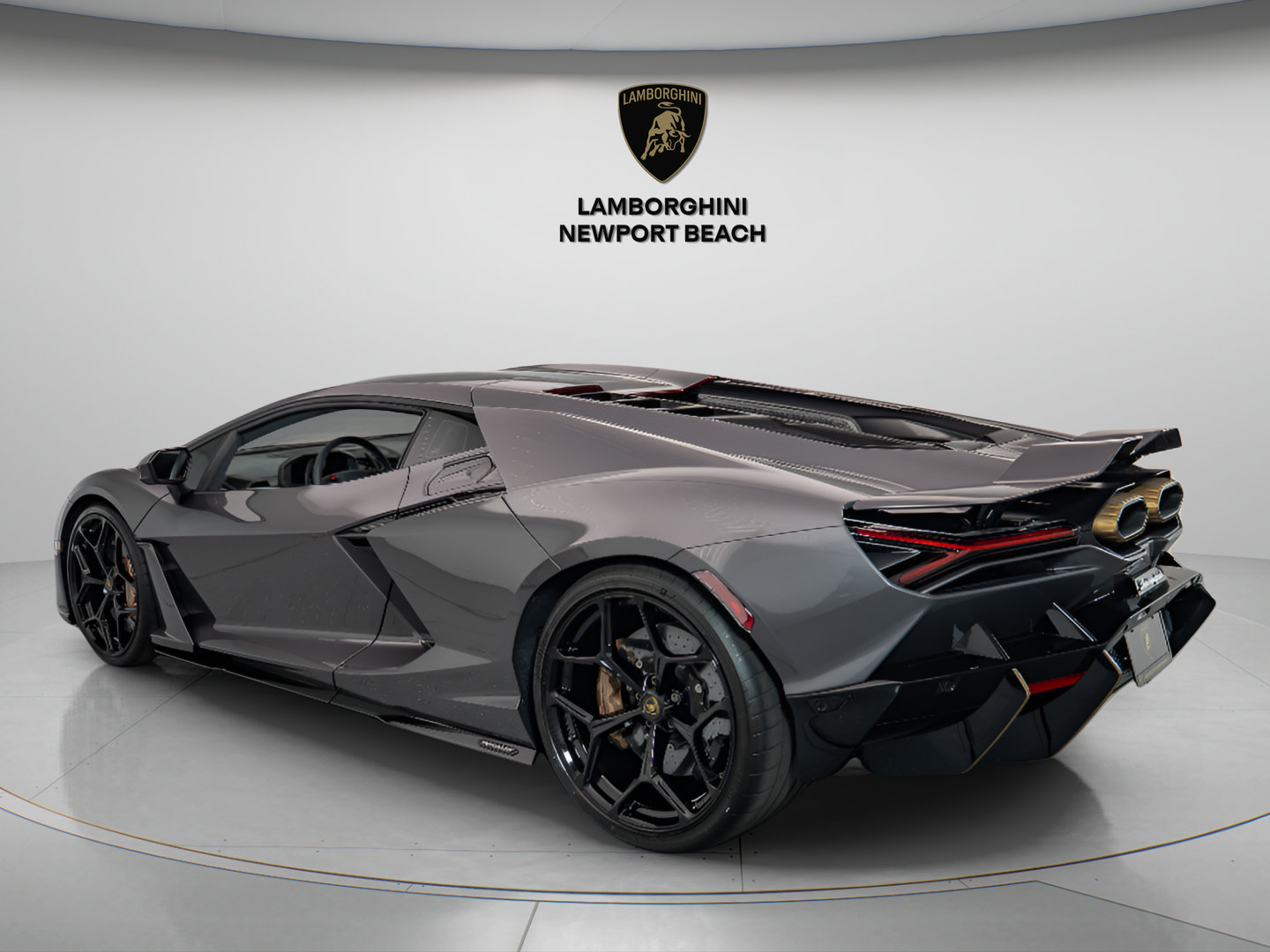 Used 2026 Lamborghini Revuelto AWD/4WD image 4