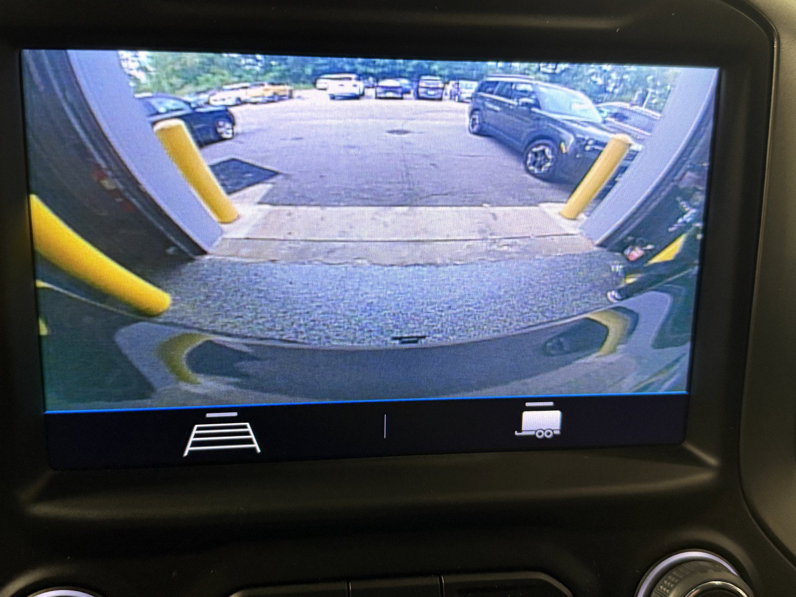 Used 2021 Chevrolet Silverado 1500 RST AWD/4WD image 13