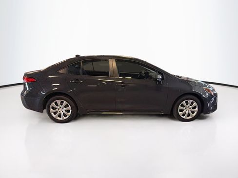 Used 2025 Toyota Corolla LE FWD image 10