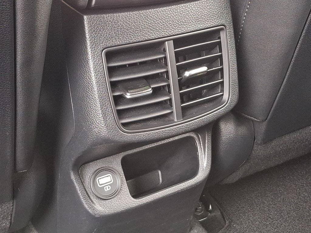 Used 2022 Kia Seltos S FWD image 11