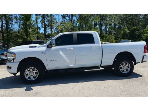 Used 2024 RAM 2500 Laramie AWD/4WD image 5