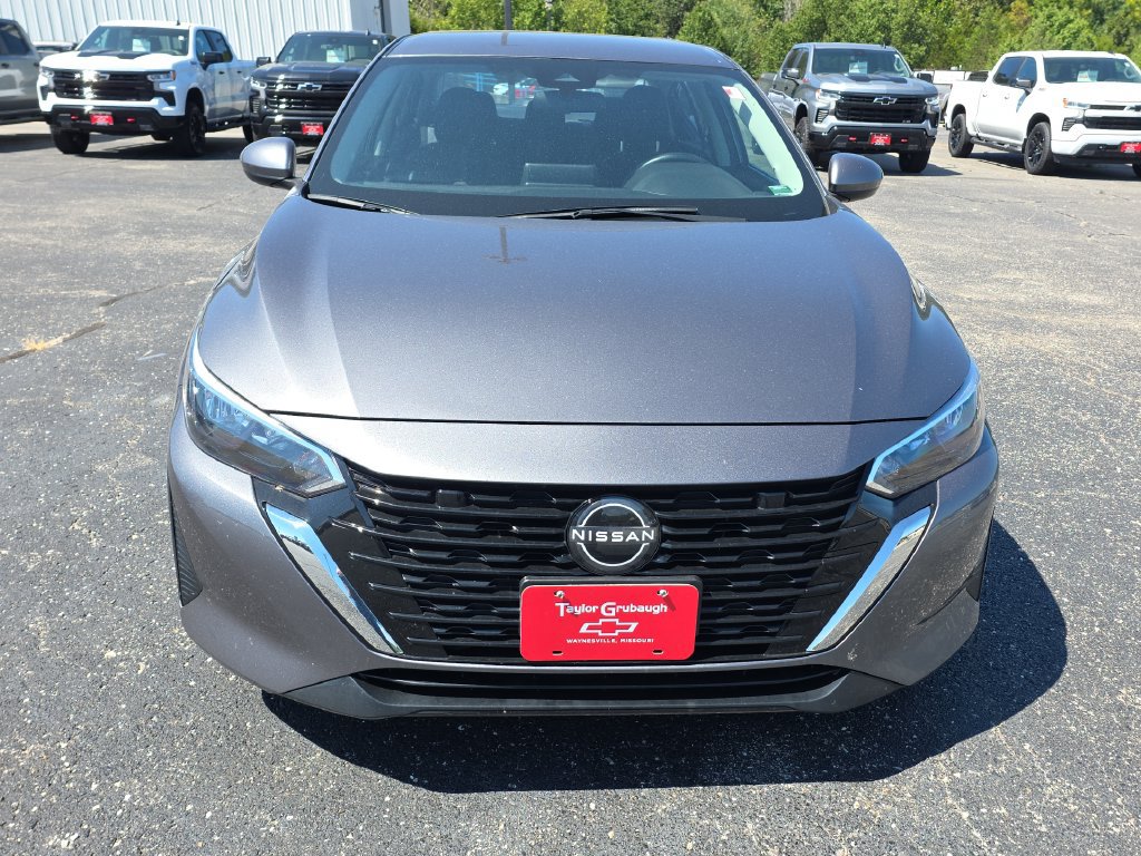 Used 2024 Nissan Sentra SV FWD image 3