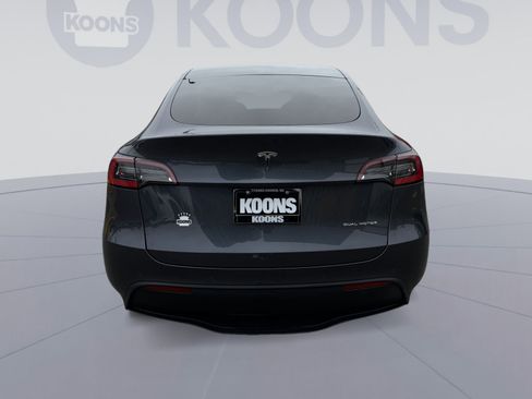 Used 2021 Tesla Model Y Long Range image 5