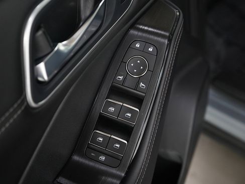 Used 2022 Nissan Rogue Platinum image 20