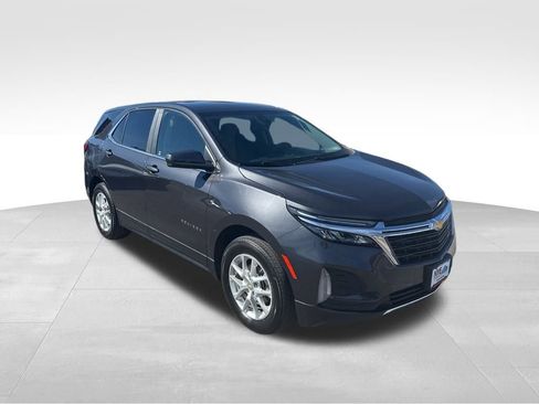 Used 2022 Chevrolet Equinox LT image 8