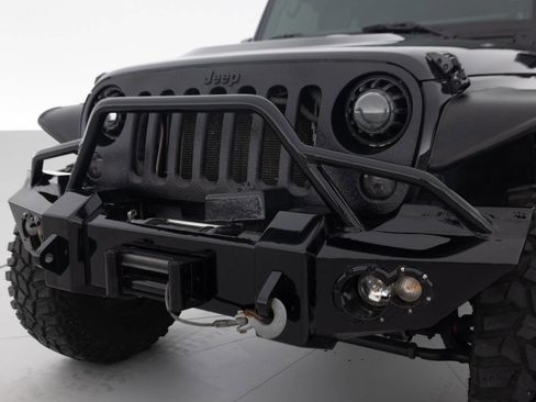 Used 2007 Jeep Wrangler Unlimited Rubicon w/ PWR Convenience Group AWD/4WD image 16