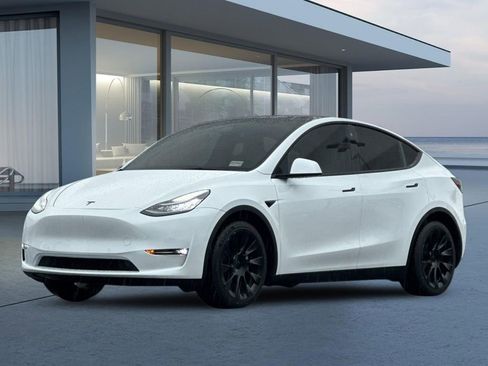 Used 2021 Tesla Model Y Long Range image 8