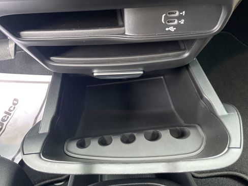 New 2026 Chrysler Pacifica Select image 44