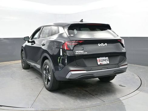 Used 2026 Kia Sportage LX AWD/4WD image 10