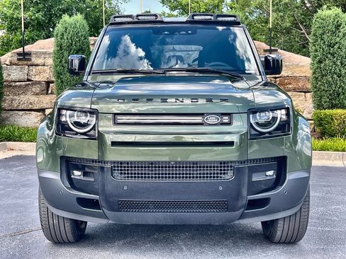 Used 2026 Land Rover Defender 110 S AWD/4WD image 8