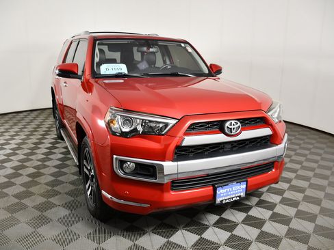 Used 2018 Toyota 4Runner Limited w/ Convenience Package AWD/4WD image 3