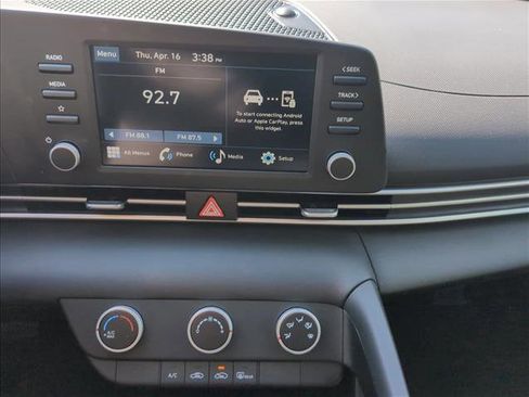New 2026 Hyundai Elantra SE FWD image 14