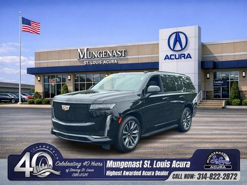 Used 2024 Cadillac Escalade Sport w/ Touring Package AWD/4WD image 1
