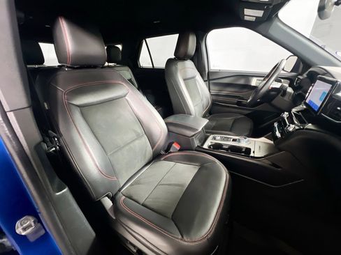 Used 2023 Ford Explorer ST-Line image 31