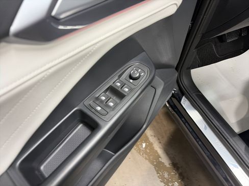 New 2026 Volkswagen Taos SEL image 26