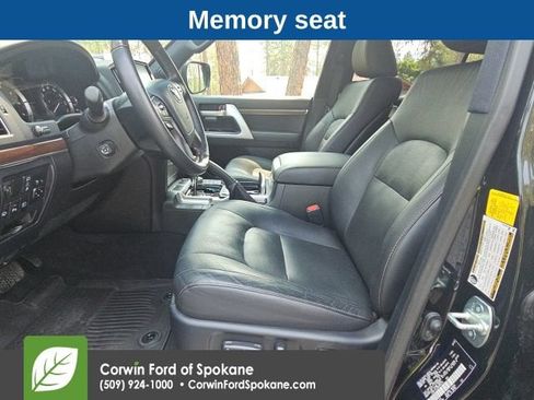Used 2021 Toyota Land Cruiser Heritage Edition AWD/4WD image 10