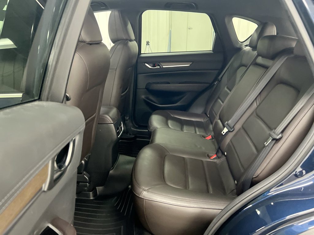 Used 2019 MAZDA CX-5 Signature AWD/4WD image 24