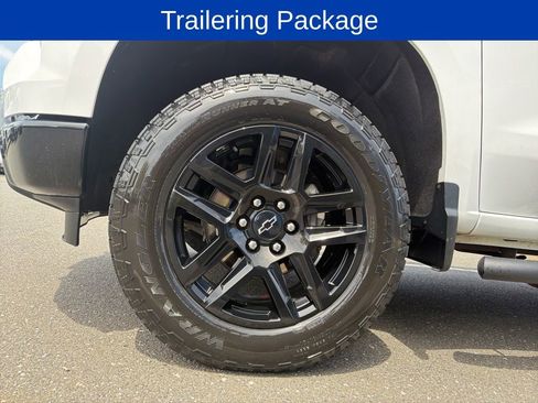 Certified 2023 Chevrolet Silverado 1500 Custom Trail Boss w/ LPO, Dark Essentials Package AWD/4WD image 11