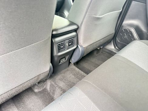 Used 2025 Toyota RAV4 XLE image 24