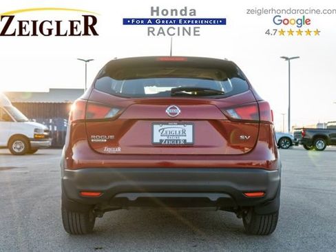 Used 2018 Nissan Rogue Sport SV image 6