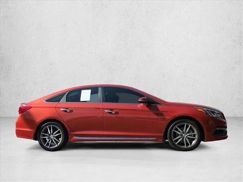 Used 2015 Hyundai Sonata Sport 2.0T image 5