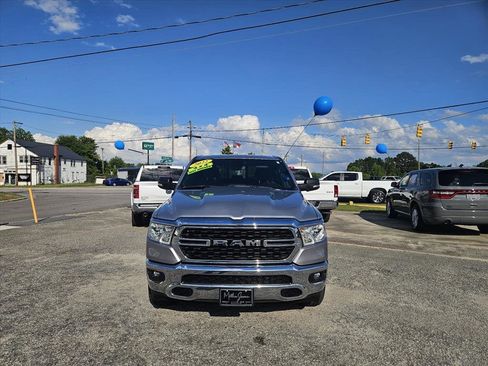 Used 2022 RAM 1500 Big Horn AWD/4WD image 2
