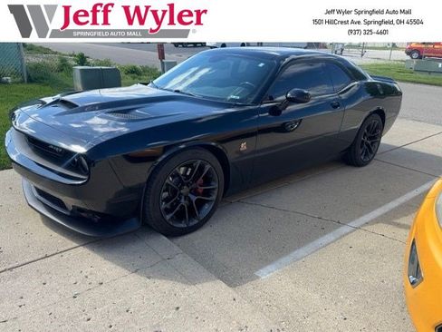 Used 2020 Dodge Challenger R/T Scat Pack RWD image 1