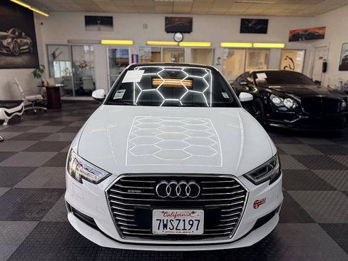 Used 2017 Audi A3 e-tron Prestige FWD image 2
