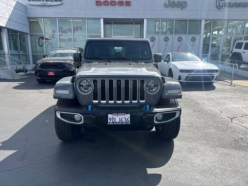 Used 2022 Jeep Wrangler Unlimited Sahara w/ Cold Weather Group AWD/4WD image 2