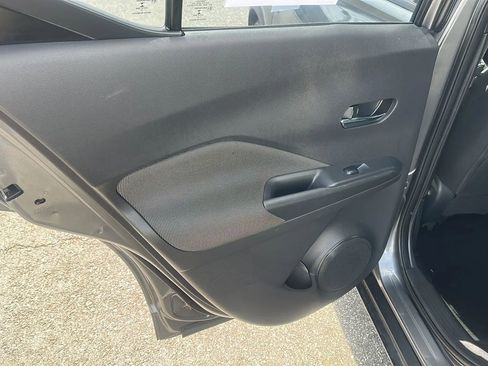 Used 2019 Nissan Kicks SV FWD image 11