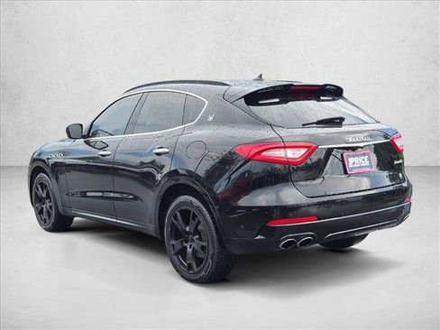 Used 2017 Maserati Levante w/ Sport Package AWD/4WD image 8