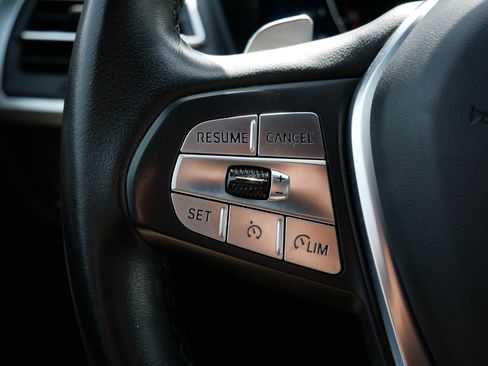 Used 2023 BMW X4 xDrive30i w/ Convenience Package image 27