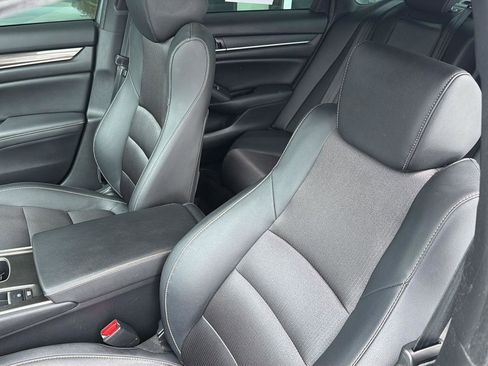 Used 2019 Honda Accord Sport image 28