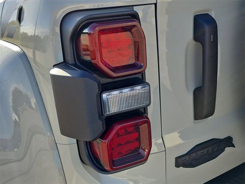 New 2025 Ford Bronco Raptor w/ Interior Carbon Fiber Pack image 55