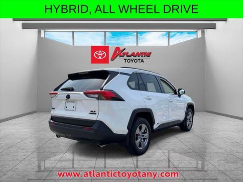 Certified 2023 Toyota RAV4 XLE w/ Convenience Package AWD/4WD image 6