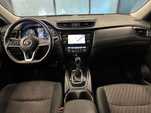 Used 2020 Nissan Rogue SV w/ Sun & Sound Touring Package AWD/4WD image 9