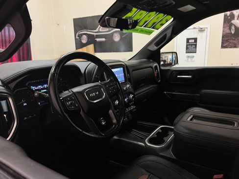 Used 2021 GMC Sierra 1500 AT4 w/ AT4 Value Package AWD/4WD image 13