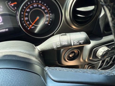 Used 2020 Jeep Wrangler Unlimited Sport S image 23