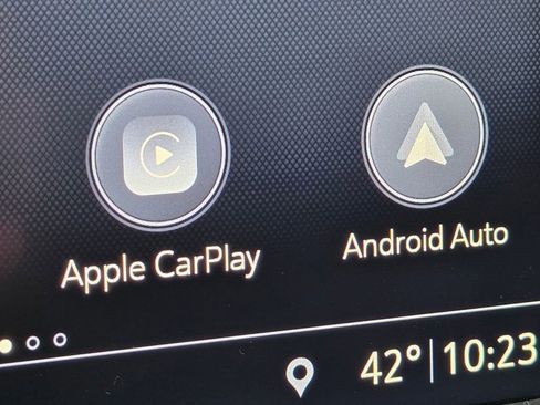 Used 2019 Chevrolet Silverado 1500 High Country w/ Technology Package image 14