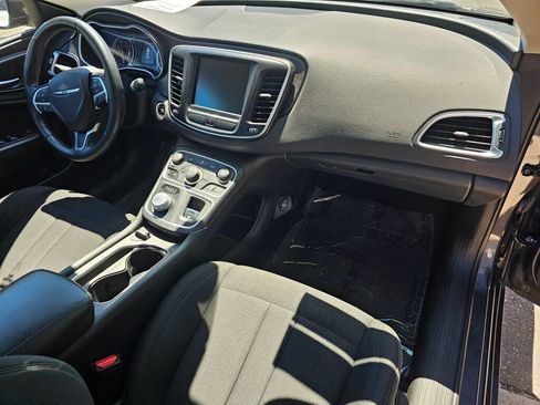 Used 2015 Chrysler 200 Limited w/ Comfort Group FWD image 10