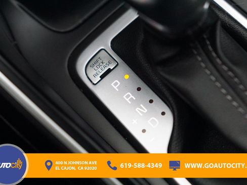 Used 2022 Kia Sorento S FWD image 26