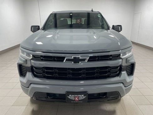 Used 2024 Chevrolet Silverado 1500 RST AWD/4WD image 2