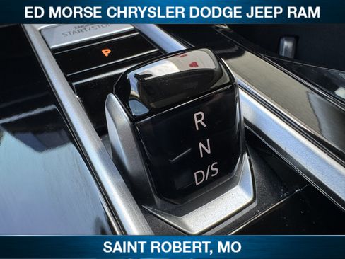 Used 2024 Volkswagen Atlas SEL Premium R-Line AWD/4WD image 25