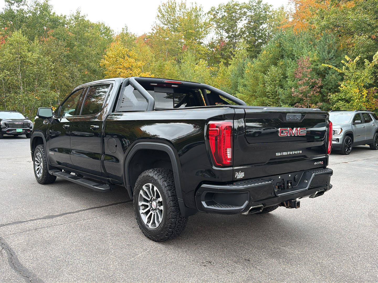Used 2019 GMC Sierra 1500 AT4 w/ Off Road Performance Package AWD/4WD image 3