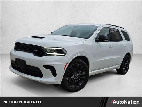 Used 2024 Dodge Durango GT RWD image 1
