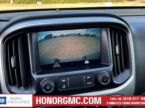 Used 2022 Chevrolet Colorado LT w/ LT Convenience Package AWD/4WD image 15