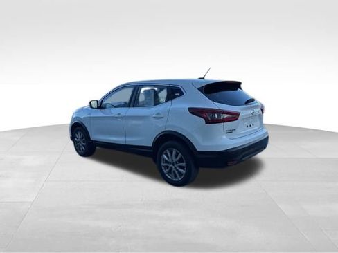 Used 2021 Nissan Rogue Sport S image 5
