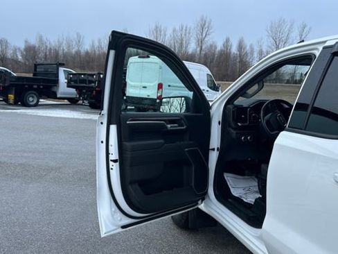 Certified 2022 GMC Sierra 1500 Elevation w/ X31 Off-Road Package image 12