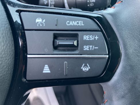 Used 2024 Honda CR-V Sport Touring image 18