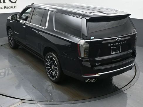 New 2026 Chevrolet Suburban High Country image 20